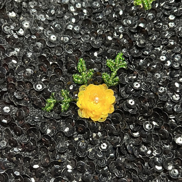 Vintage 50/60’s Black Full Sequin Floral Crown Colony of Hong Kong Sweat… - Picture 4 of 9